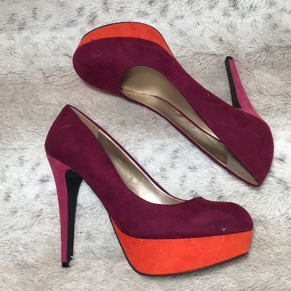 G by Guess Fun Platform Pumps Size 7.5 - Picture 5 of 7